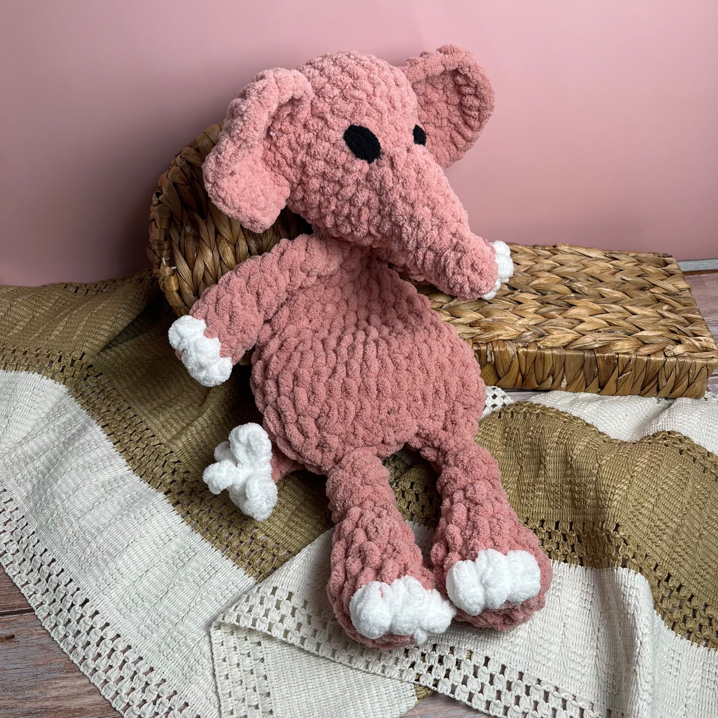 Mia the Elephant