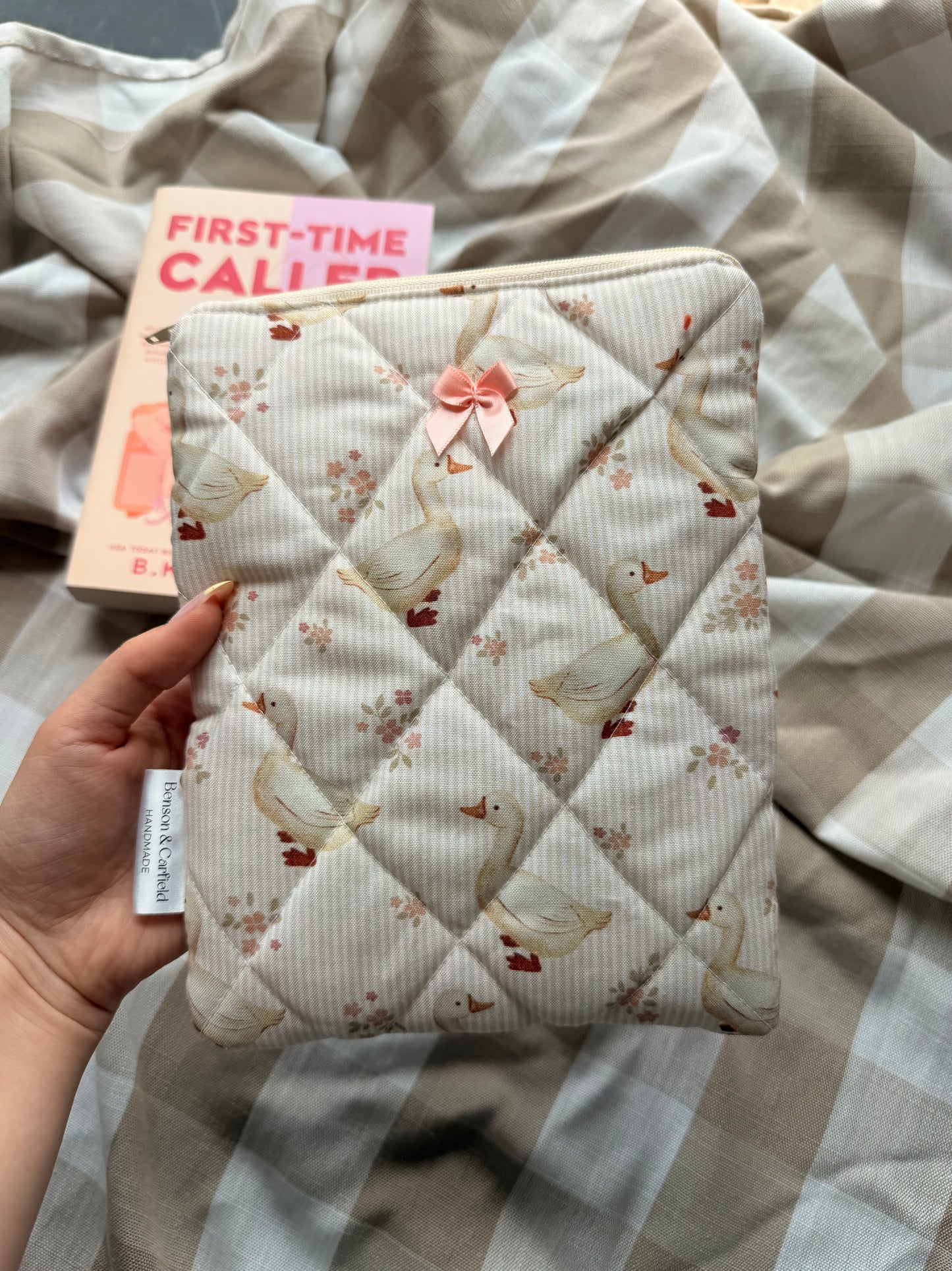 The Cosy Goose Kindle Sleeve