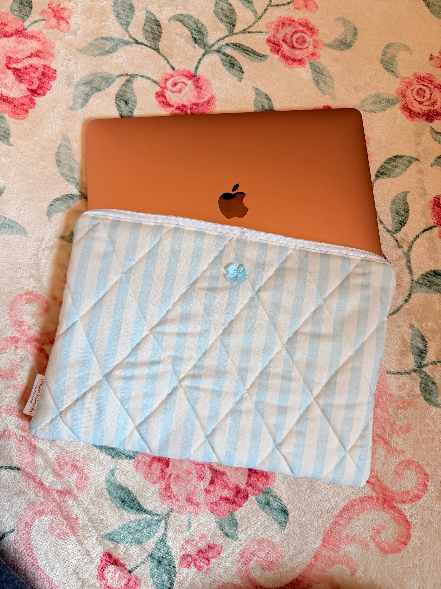 Coastal Bay Laptop and Tablet Sleeve