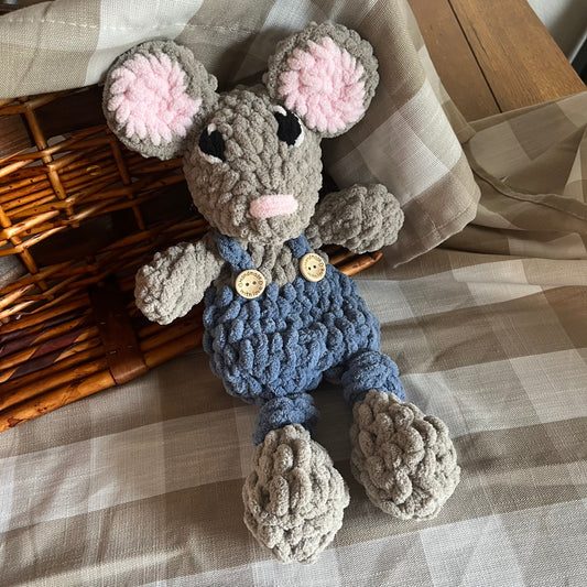 Mr.Nibbles the Mouse